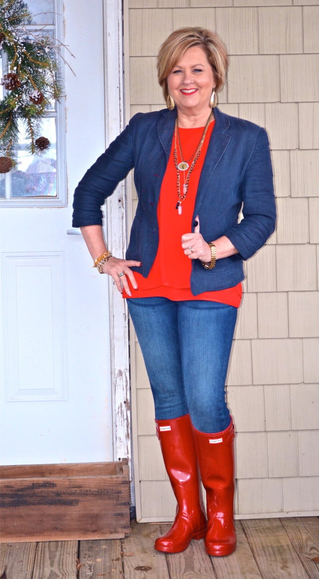 Hunter Boots For Women: My Favorite Outfit Ideas 2019  Hunter boots, Blue  coat outfit, Hunter wellies outfit