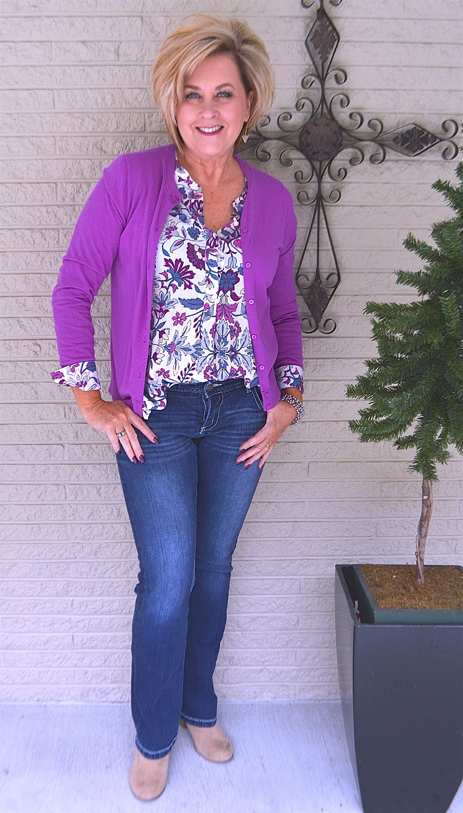 50 IS NOT OLD | HOW TO STYLE A PRINT TOP