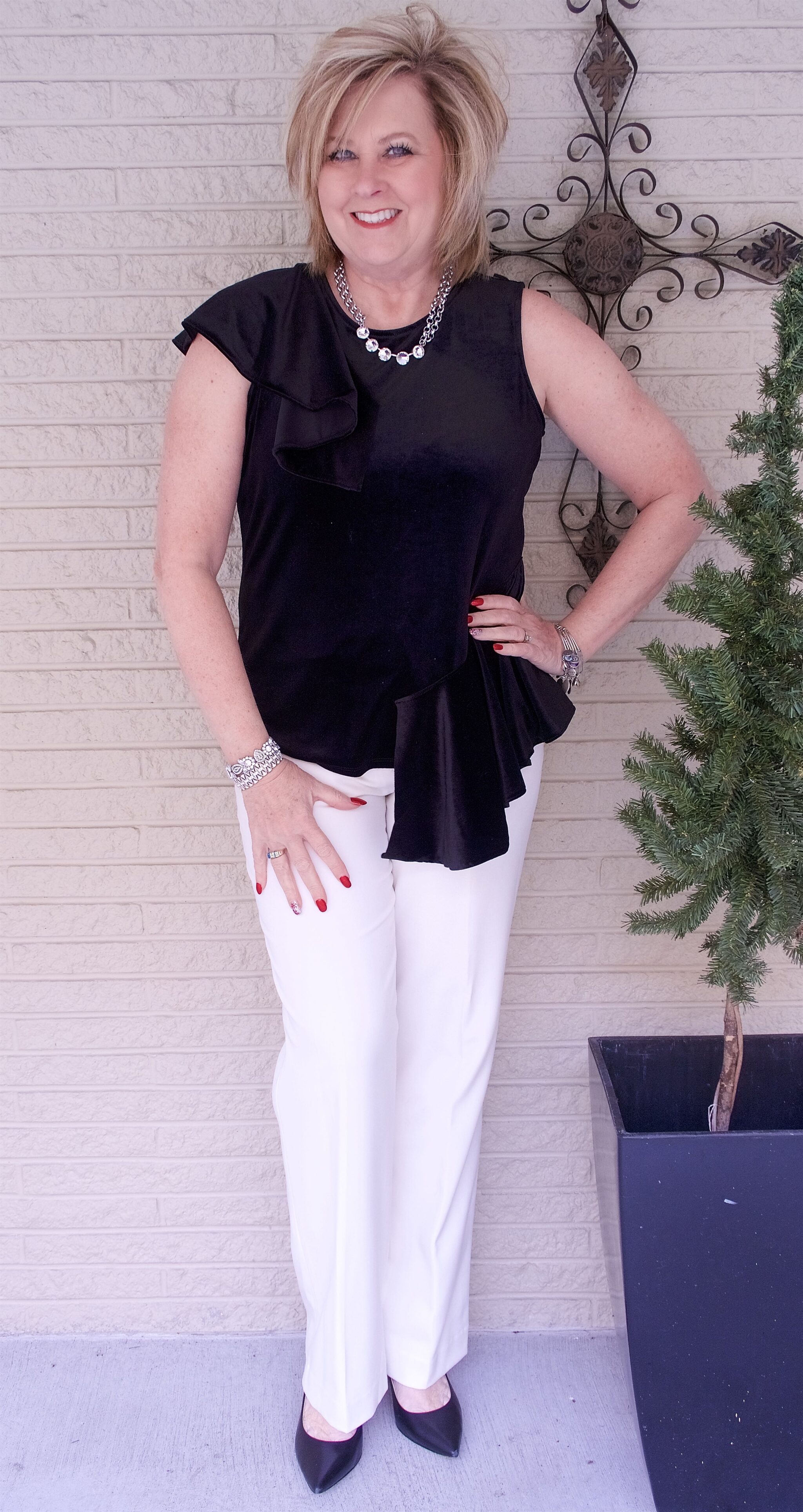 50 IS NOT OLD | STYLING VELVET FOR NEW YEAR'S EVE