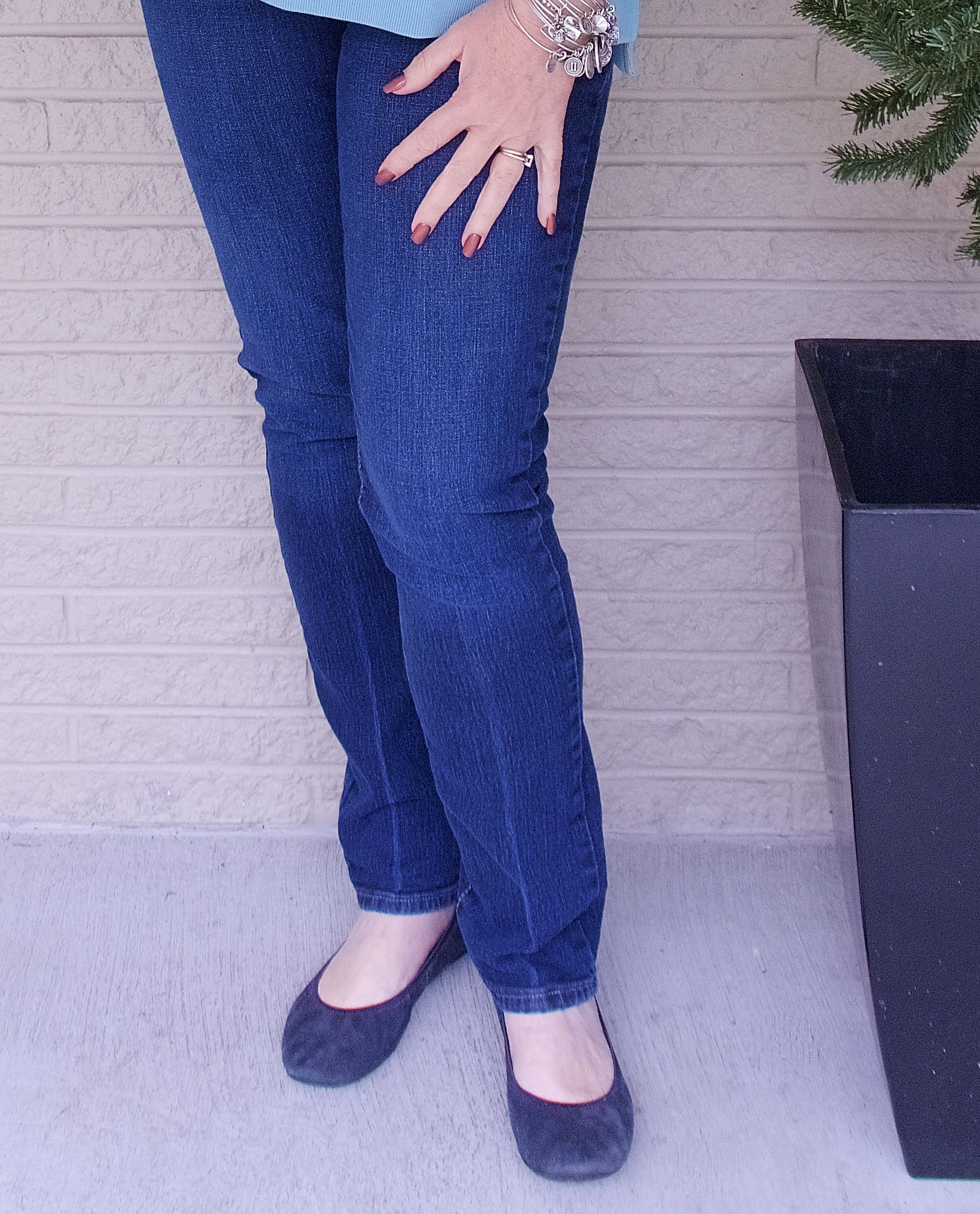 50 IS NOT OLD | WHAT TO WEAR ON A SATURDAY