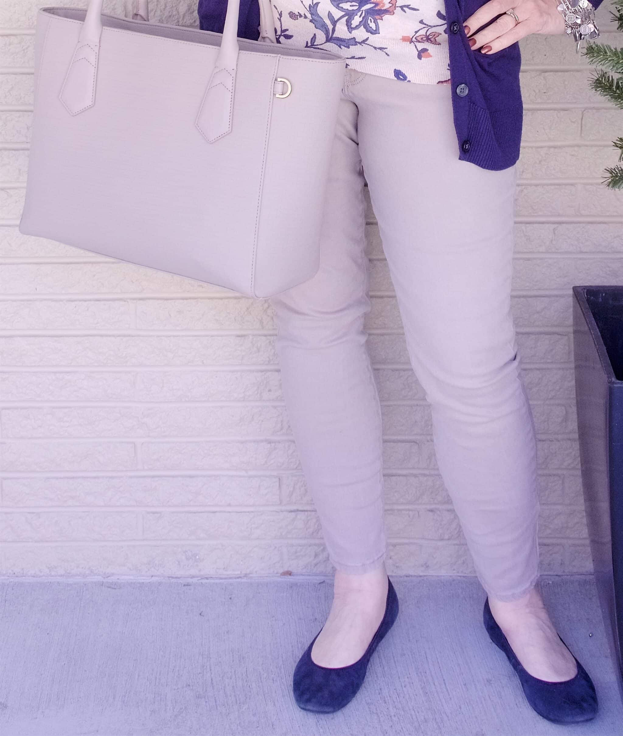 50 IS NOT OLD | A LONGER CARDIGAN FOR A SLEEKER LOOK