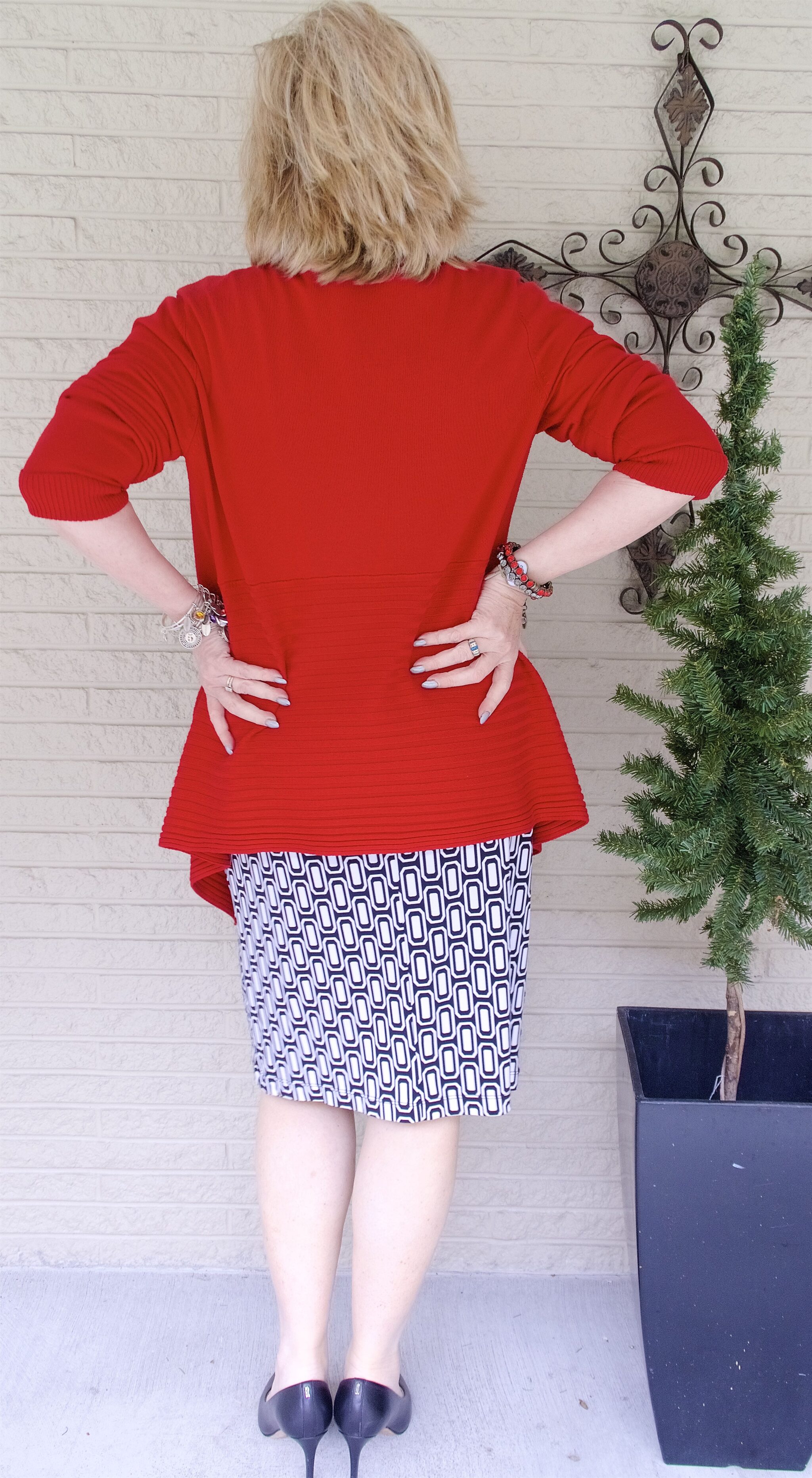 50 IS NOT OLD | THIS STYLE DRESS IS SO FLATTERING | FASHION OVER 40