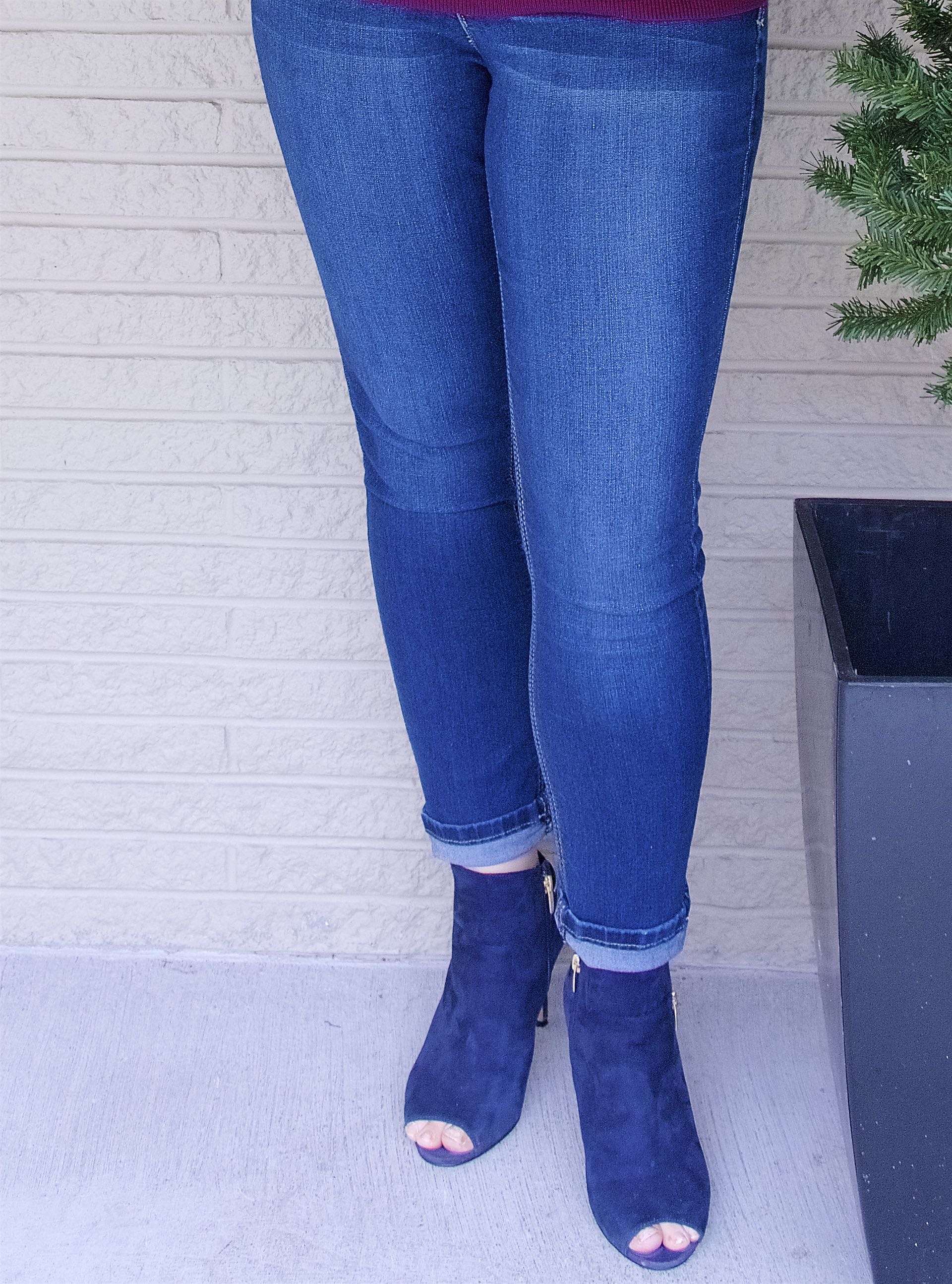 50 IS NOT OLD | PAIRING CLARET AND TURQUOISE TOGETHER | FASHION OVER 40