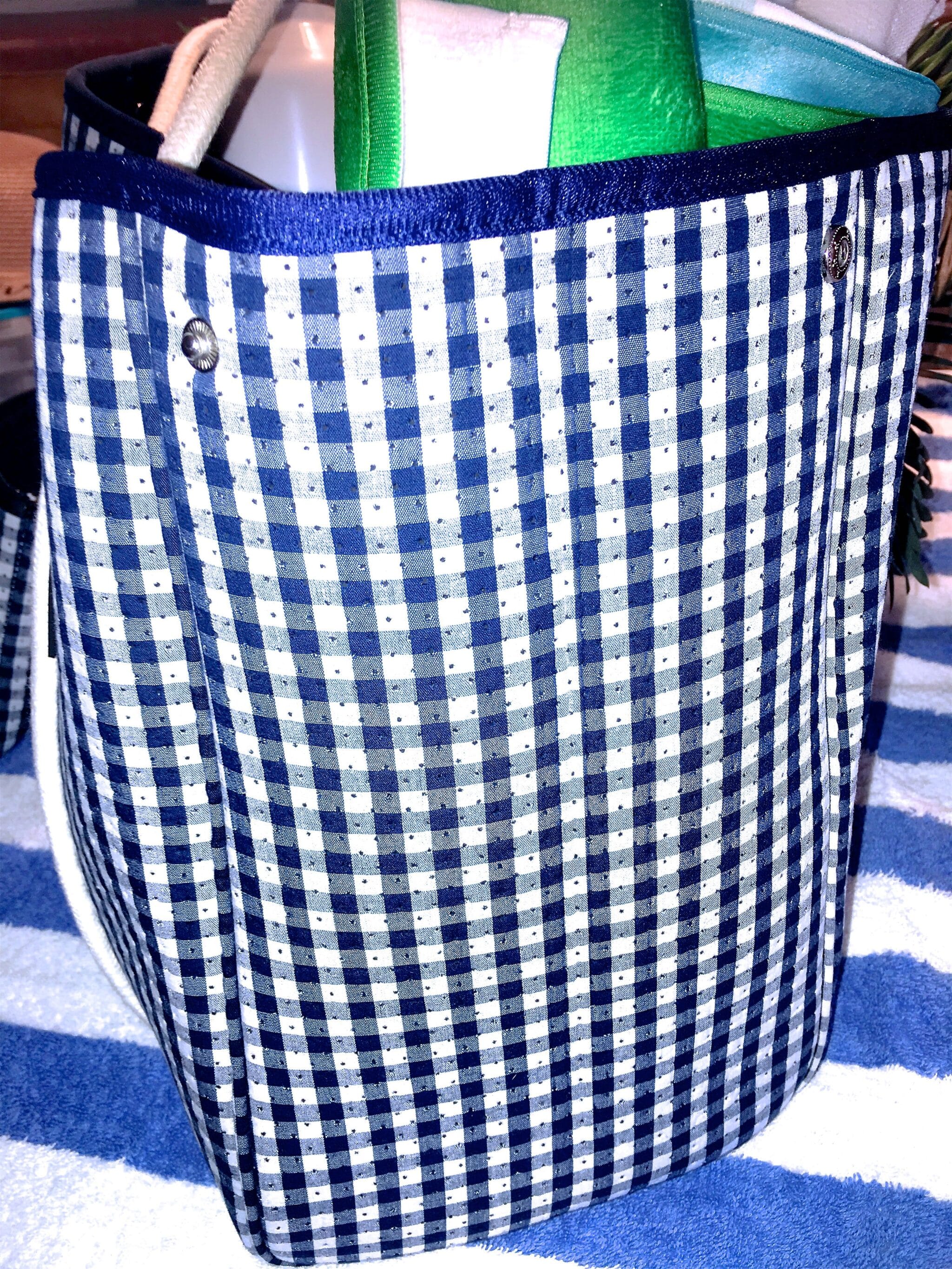 50 IS NOT OLD | THE PERFECT BEACH TOTE | FASHION OVER 40