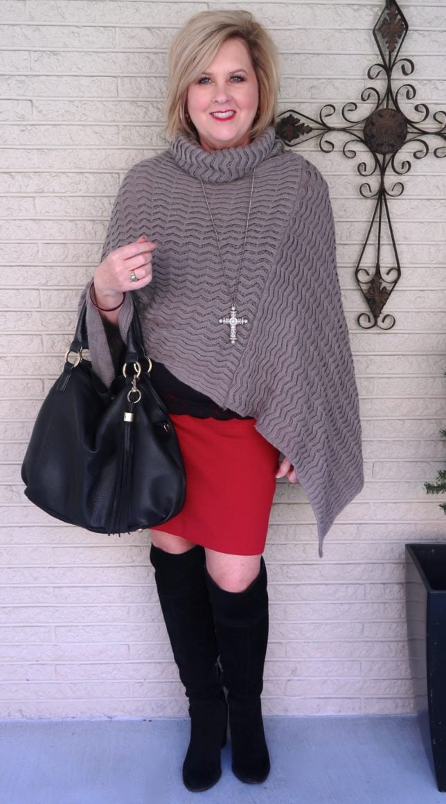 Pencil skirt hotsell and boots outfit