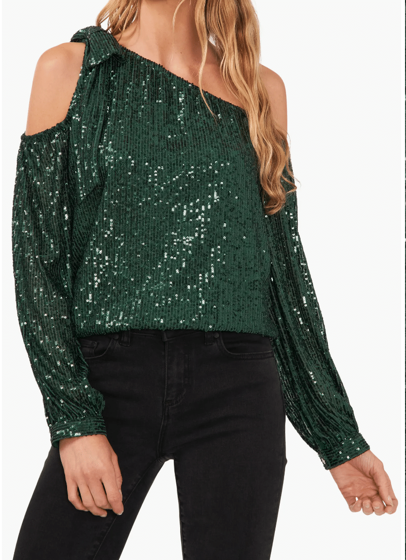 Get In The Spirit With These Great Holiday Top Tania Stephens 50 Is Not old Fashion Blogger green