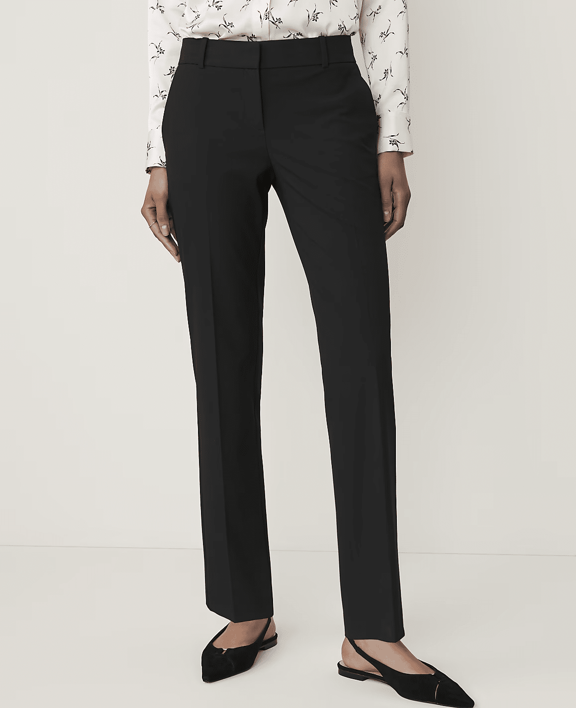 The Straight Pant in Seasonless Stretch