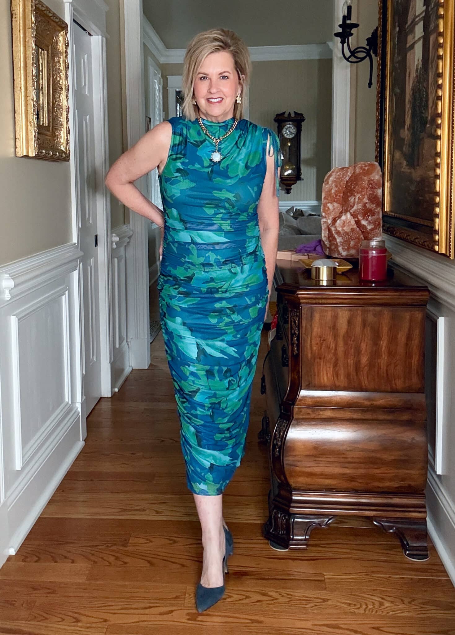 COCKTAIL DRESSES TO WEAR TO SUMMER WEDDINGS FOR WOMEN OVER 50