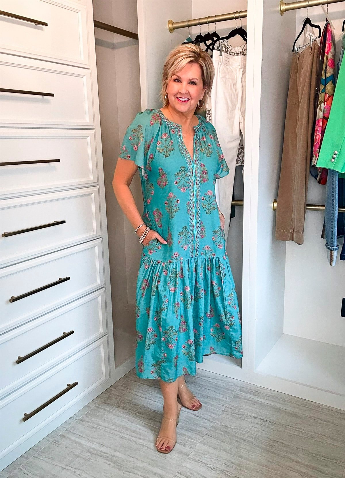 Over 50 Fashion Blogger, Tania Stephens is showing how to beat the summer heatwave In a drop waist dress 10