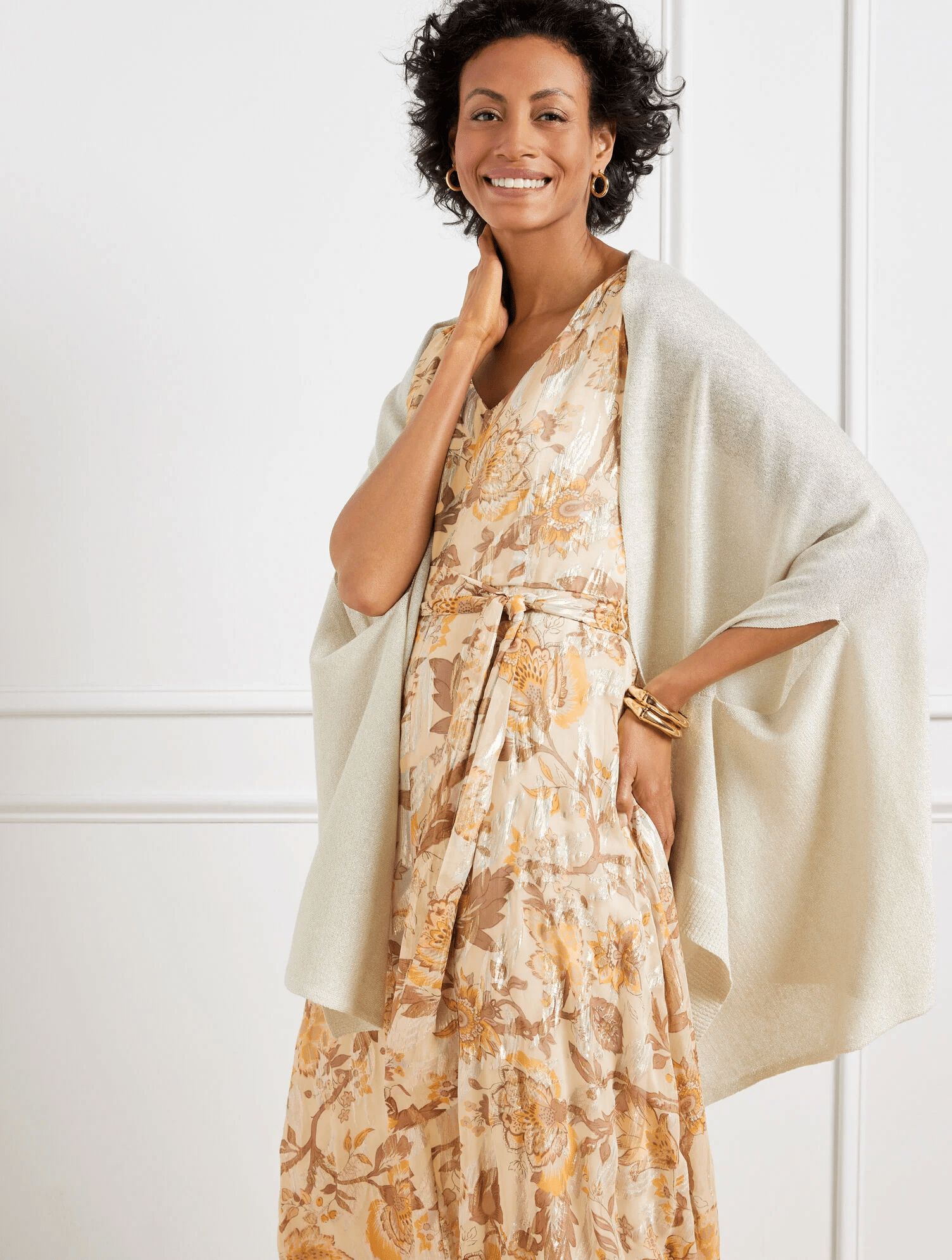 How To Cover Upper Arms And Look Fashionable fashion blogger tania stephens 50 is not old shimmer