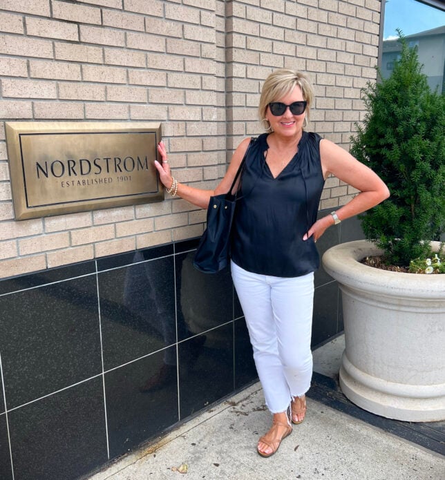 Tania Stephens shopping the Nordstrom Anniversary Sale