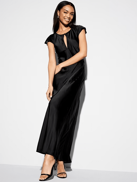 Best Summer Maxi Dresses for Women Over 50 silky key hole tania stephens 