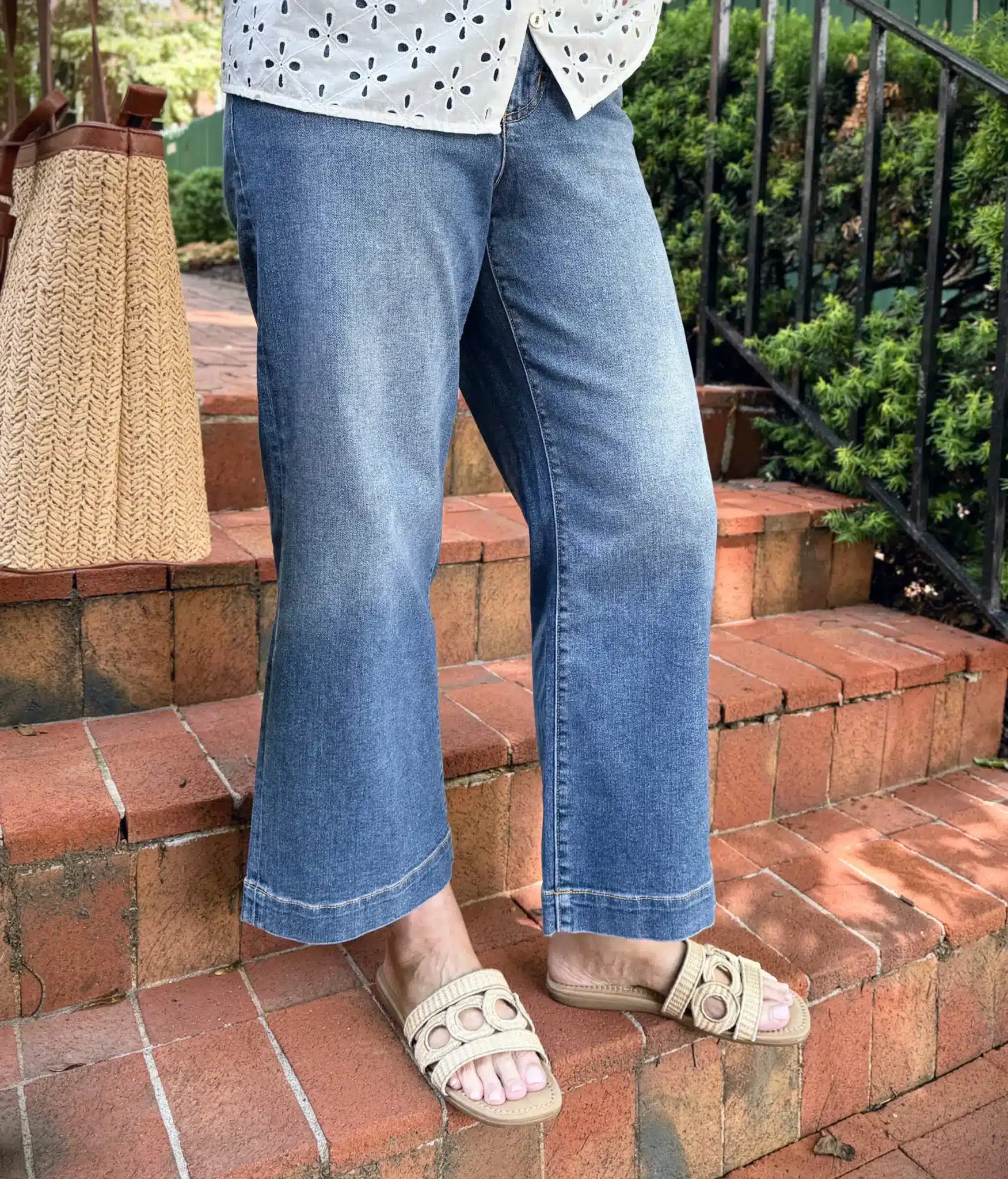 WHAT ARE THE BEST TRENDY SHOES TO WEAR THIS SUMMER FOR OLDER WOMEN OVER 50