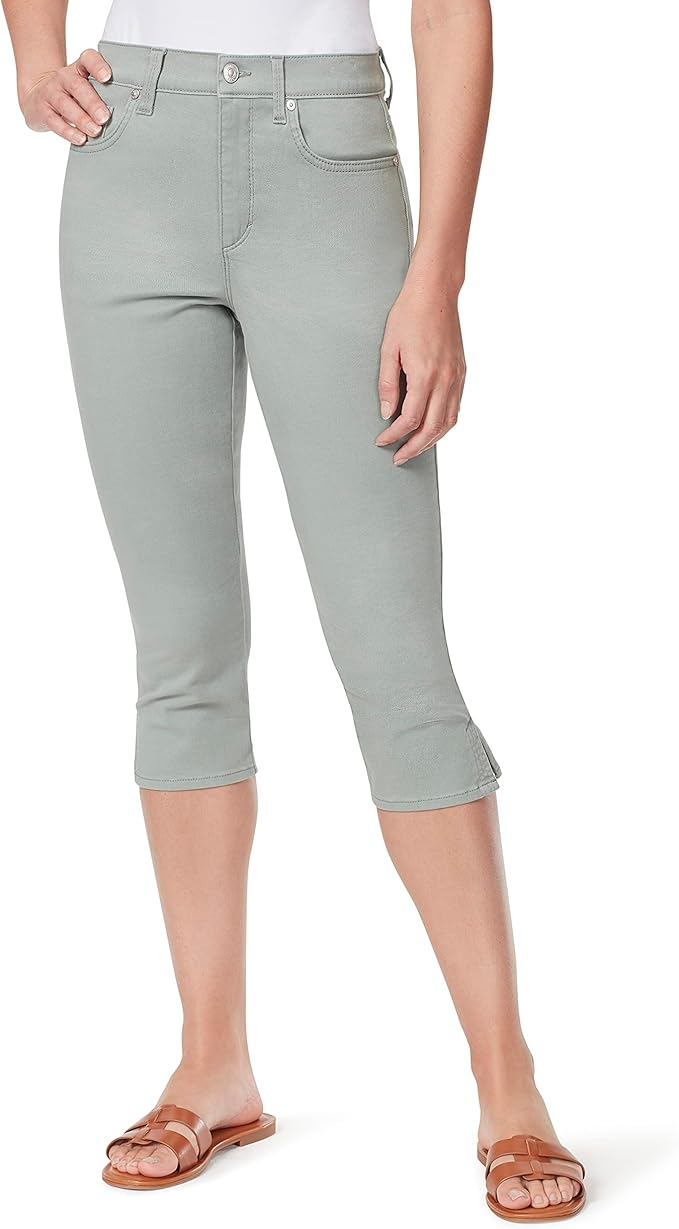 The Best Capri Pants To Buy Now tania stephens 50 is not old fashion blogger tight slim fit capri
