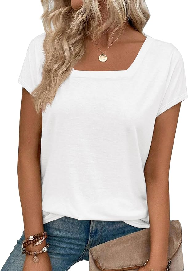 The Best Tops To Wear With Capri Pants For Perfect Style tania stephens 50 is not old fashion blogger