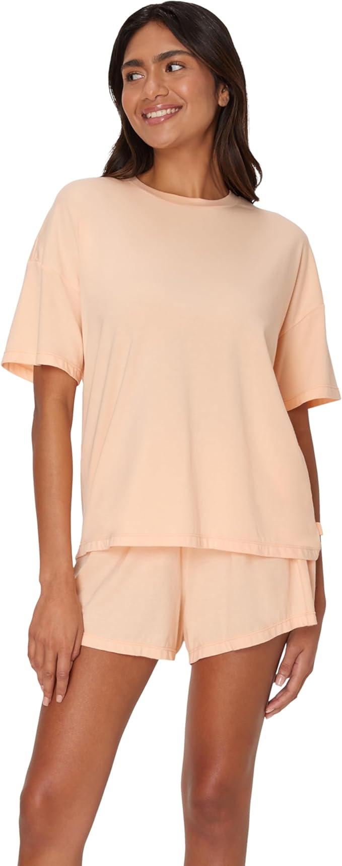 The Best Amazon Short Sets for Everyday tania stephens peach lounge wear fashion blogger