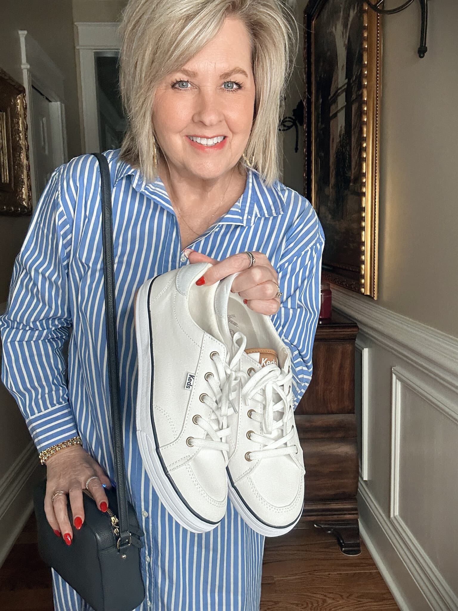 FAVORITE WHITE SNEAKERS TO WEAR WITH DRESSES JEANS SHORTS FOR SUMMER 2025