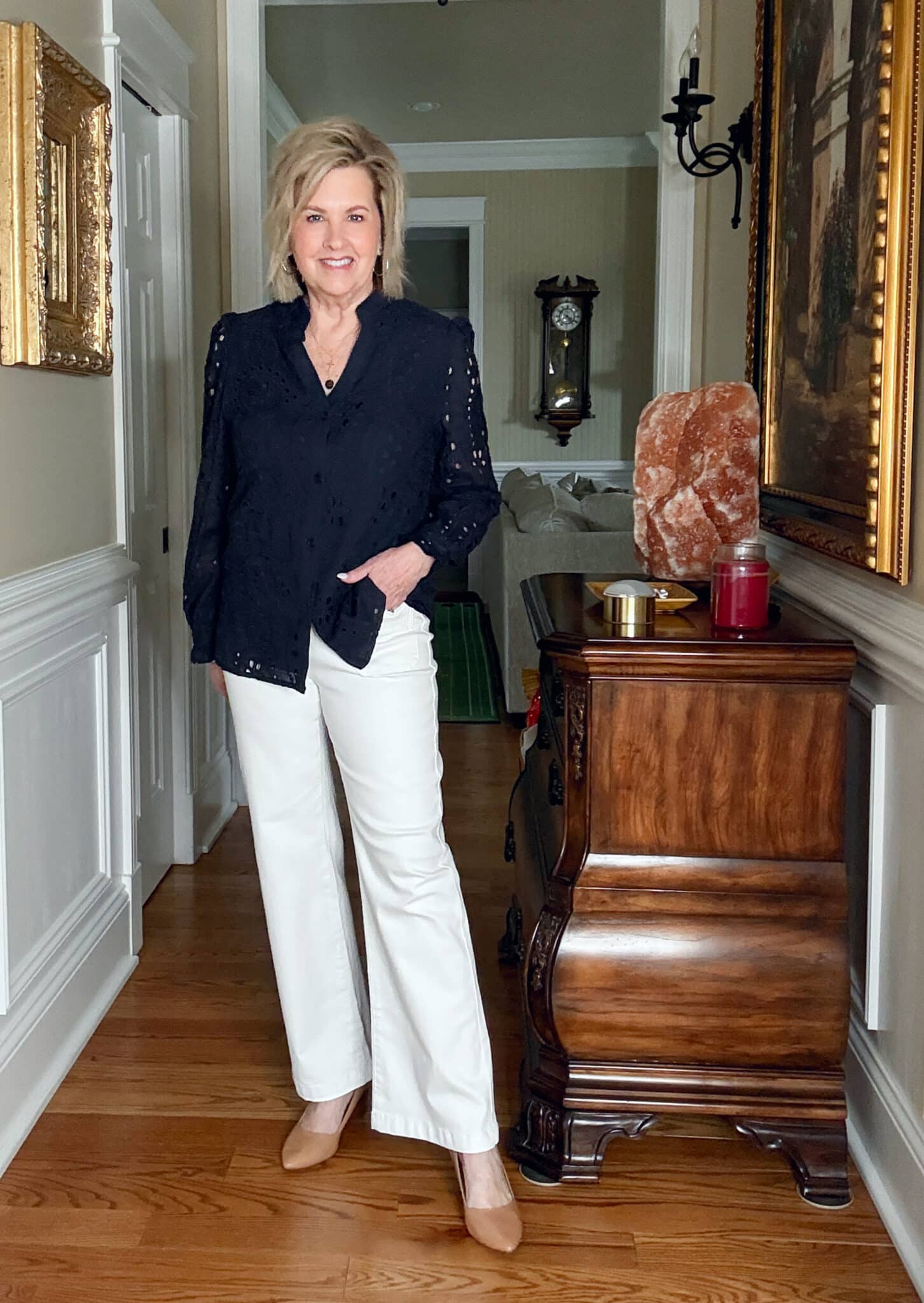 WHITE JEANS ON AMAZON PRIME AND BEST BLOUSES FOR WOMEN OVER 50 FASHION PRODUCTS