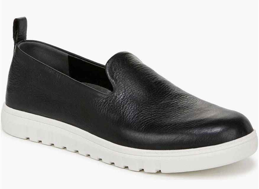 What to Wear to a Winery Over 50 tania stephens 50 is not old fashion blogger sneaker