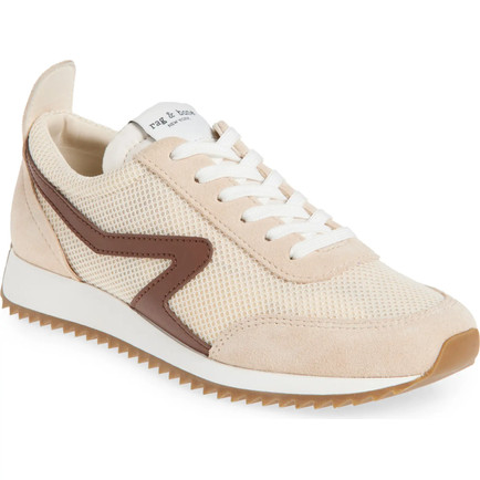 NEUTRAL CUTE SNEAKERS FOR WOMEN OVER 50 TO WEAR FOR FALL WHEN IT'S STILL HOT OUTSIDE