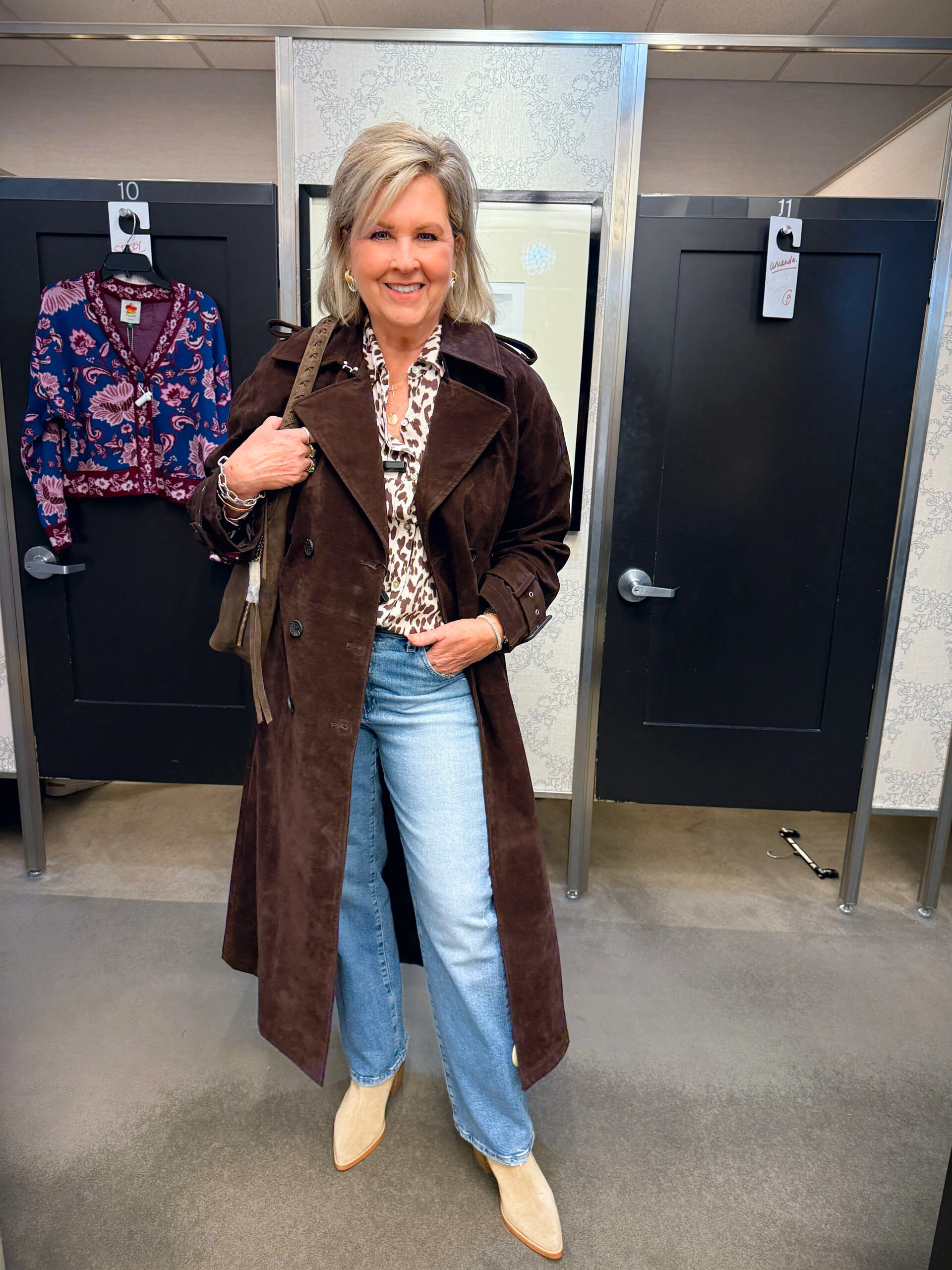 CHOCOLATE BROWN TRENDING COLOR FOR FALL 2025