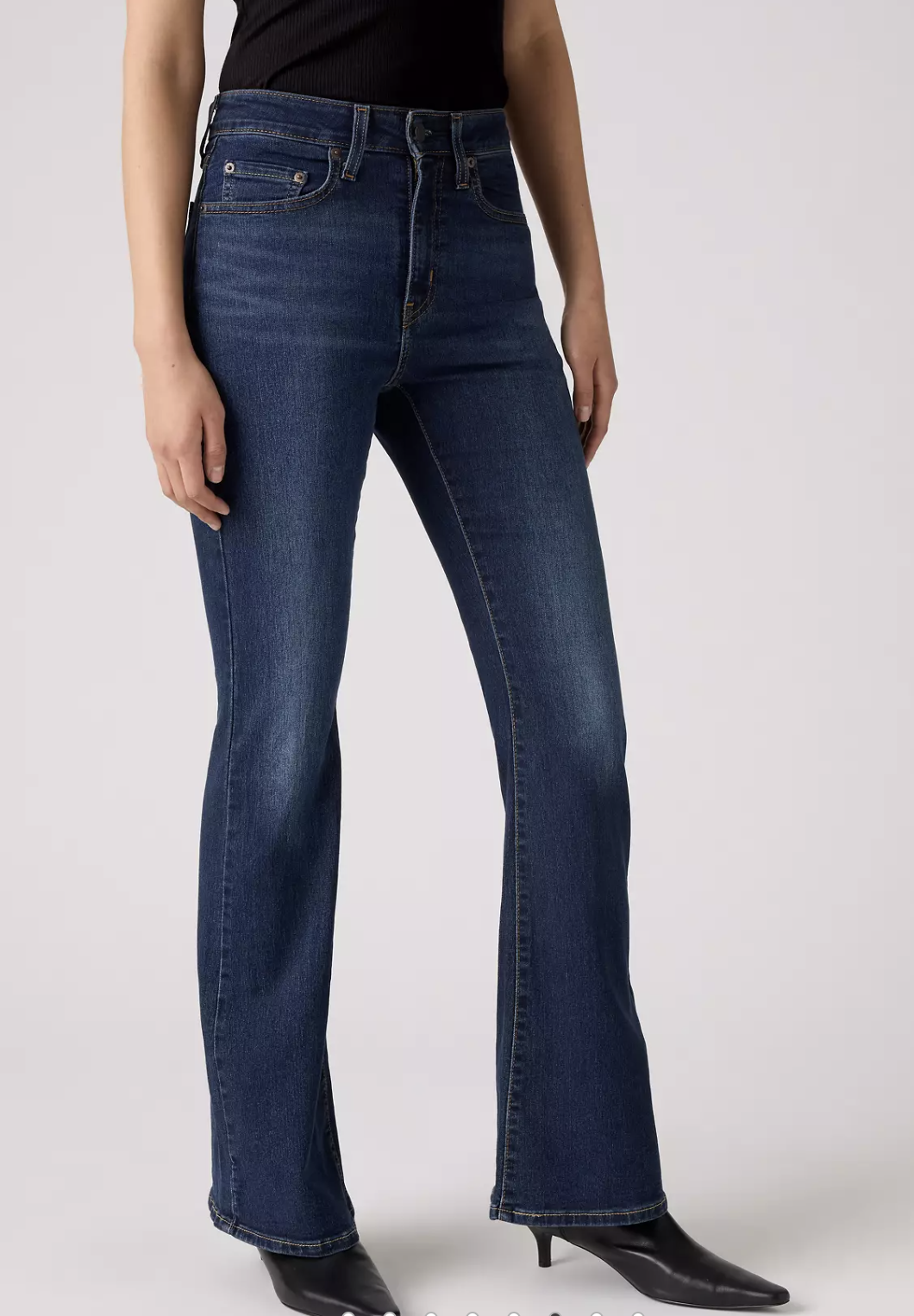Best Dark Wash Jeans Every Woman Should Own tania stephens 50 is not old fashion blogger  levis