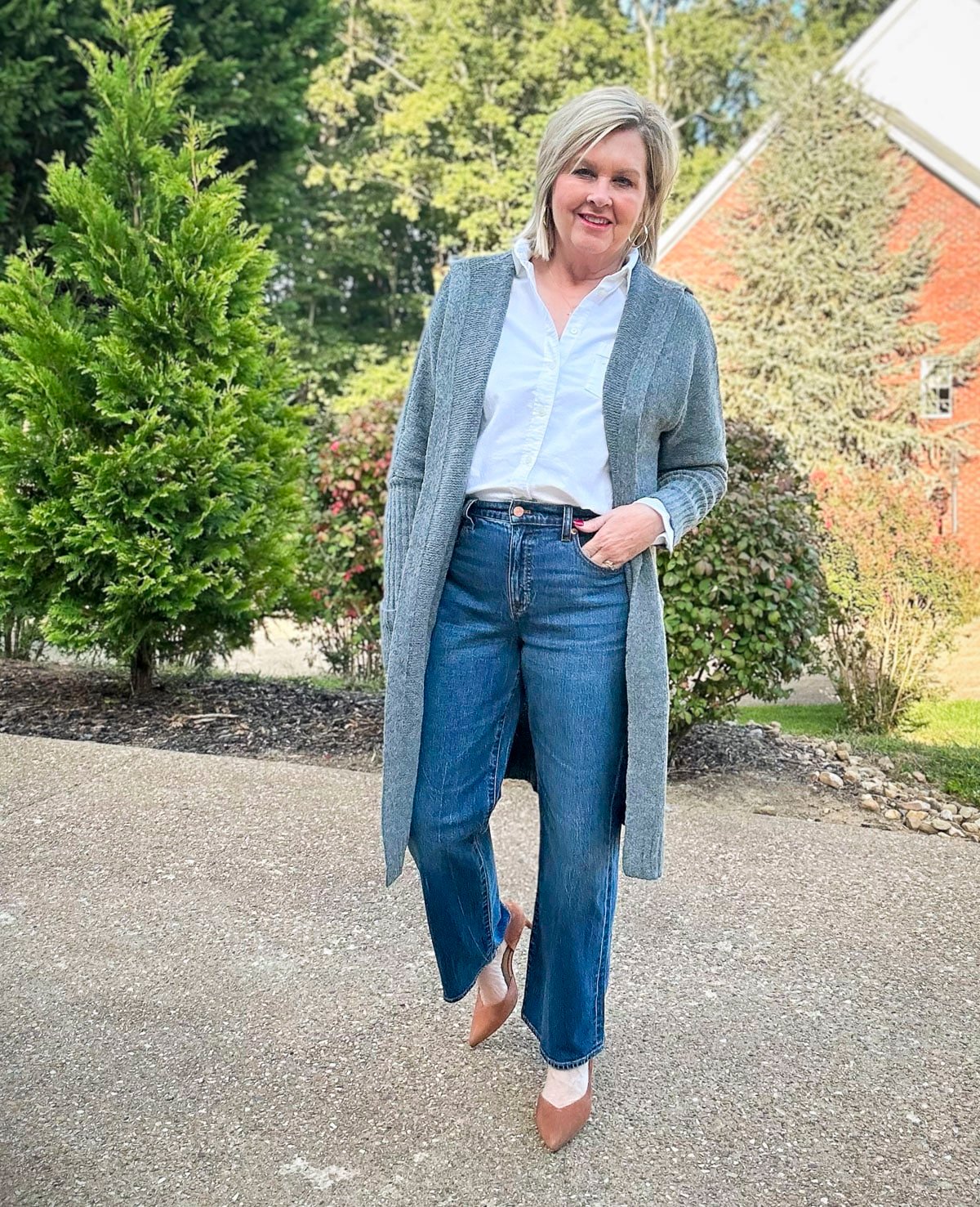 Best ways to style a cardigan to look stylish and trendy