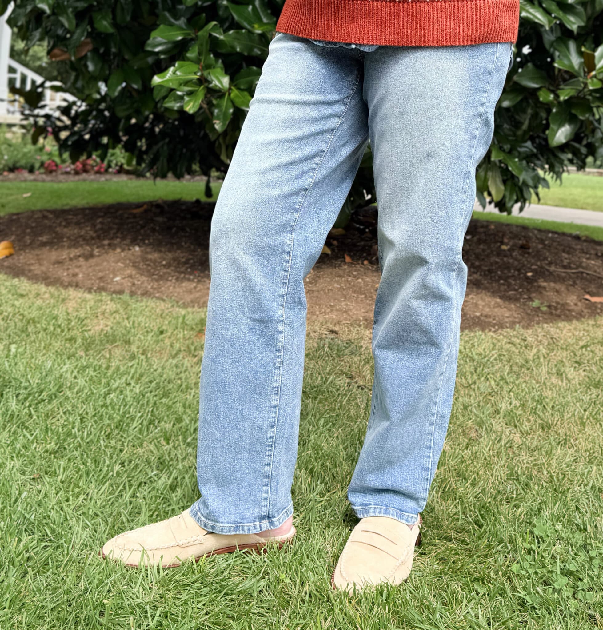 Tania wearing straight leg jeans for fall from Kohl's