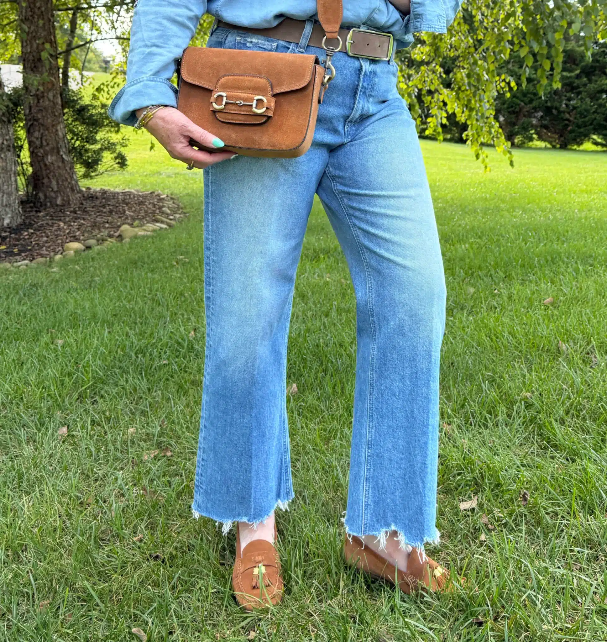 VINTAGE FADED WASH DENIM JEANS FOR WOMEN OVER 50