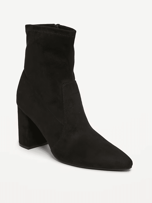 The Best Neutral Boots for Fall That Go With Everything 50 is not old fashion blogger tania stephens  old navy
