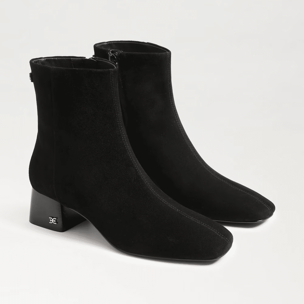 The Best Neutral Boots for Fall That Go With Everything 50 is not old fashion blogger tania stephens  sam edelman