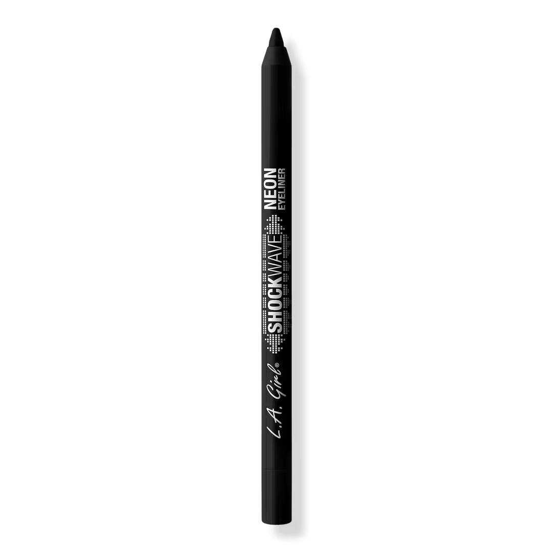 The Best Eyeliners That Don’t Smudge or Migrate 50 Is not old fashion blogger tania stephens  shockwayve