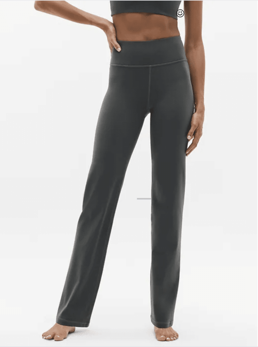 Athleta Leggings Review for Women Over 50 tania stephens 50 is not old fashion blogger   straight leg