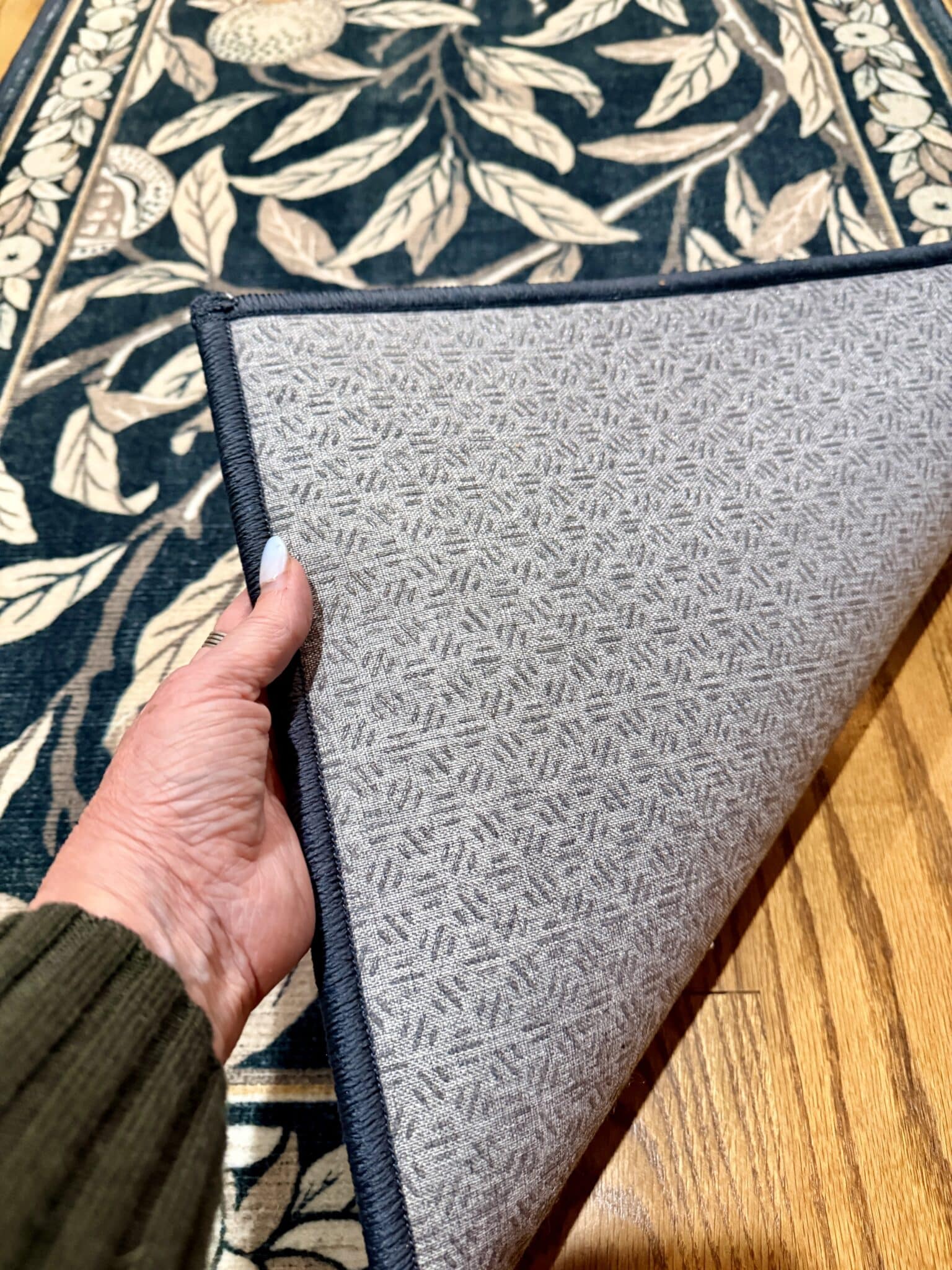 The grippy back of a Ruggable rug