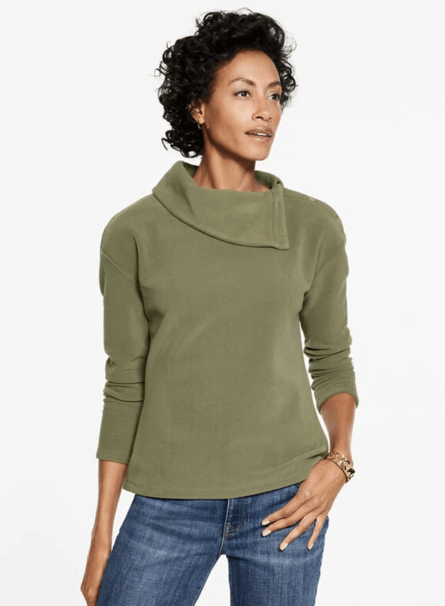 How to Wear Green in a Modern Way for the Holidays tania stephens fashion blogger 50 is not old  talbots shoulder pullover