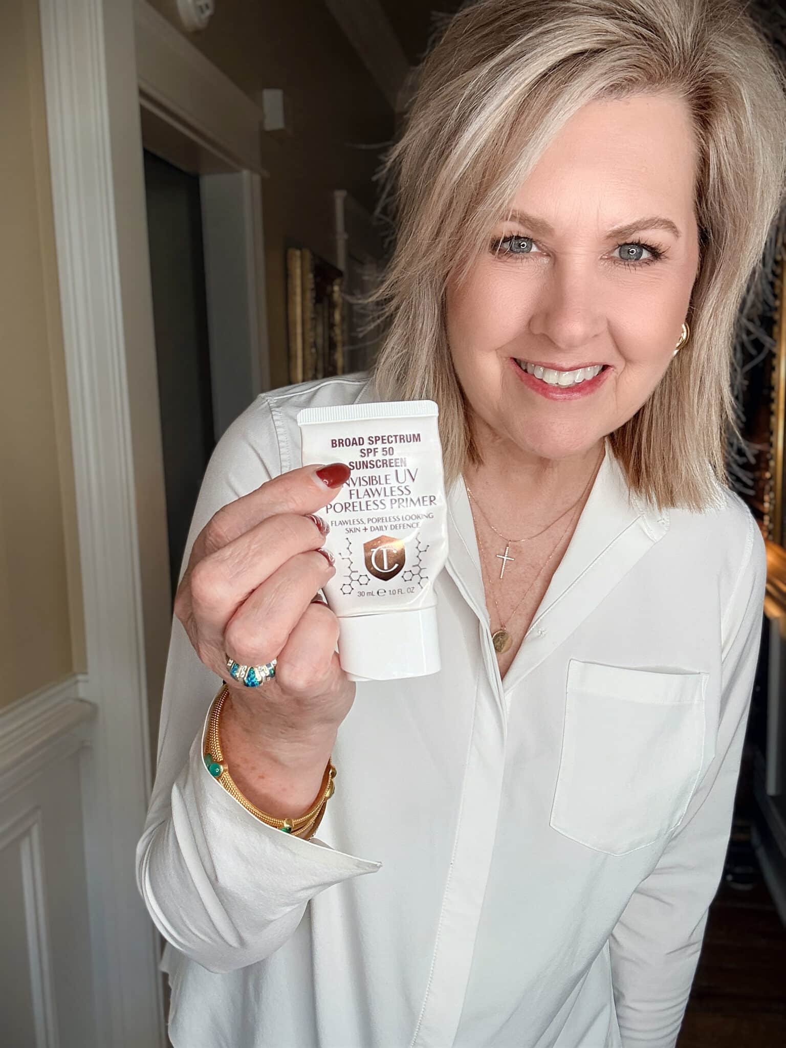 Tania using Charlotte Tilbury primer