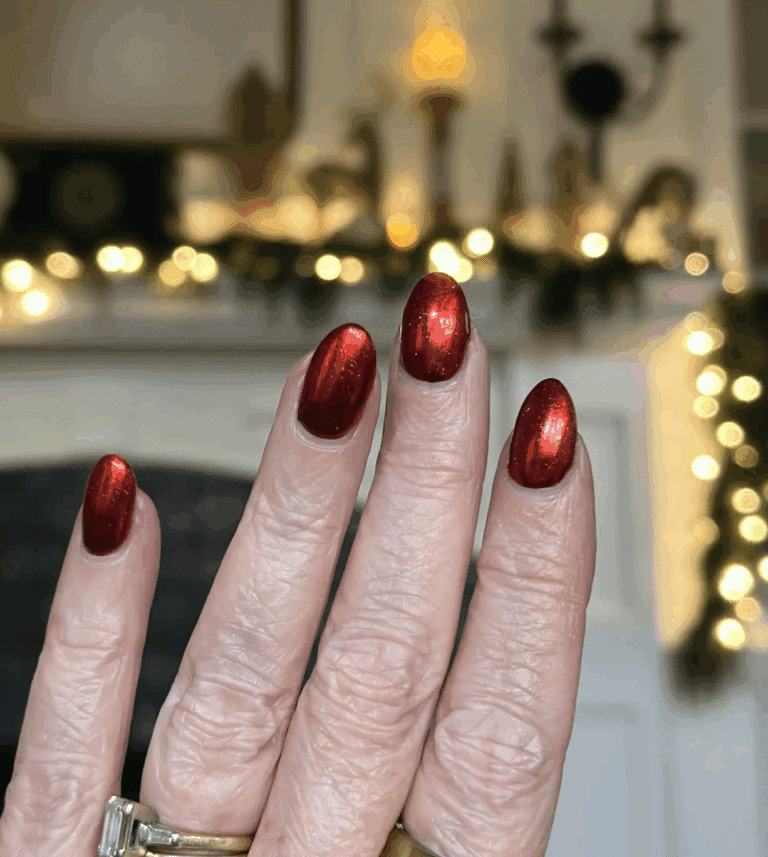 Red, holiday nails