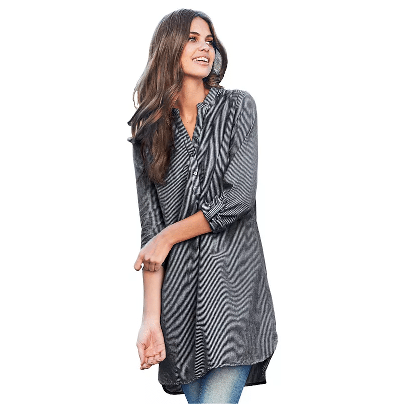 Soft cotton Henley tunic for a relaxed, breathable everyday look.