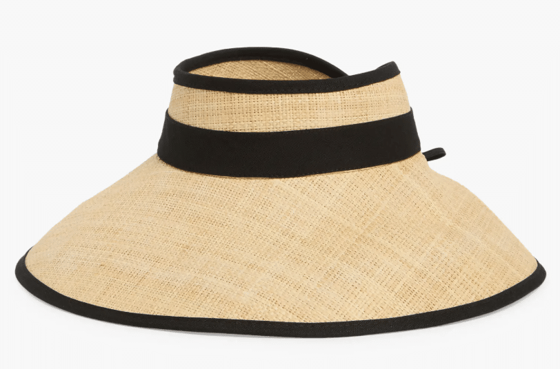 Packable hat to roll in suitcase