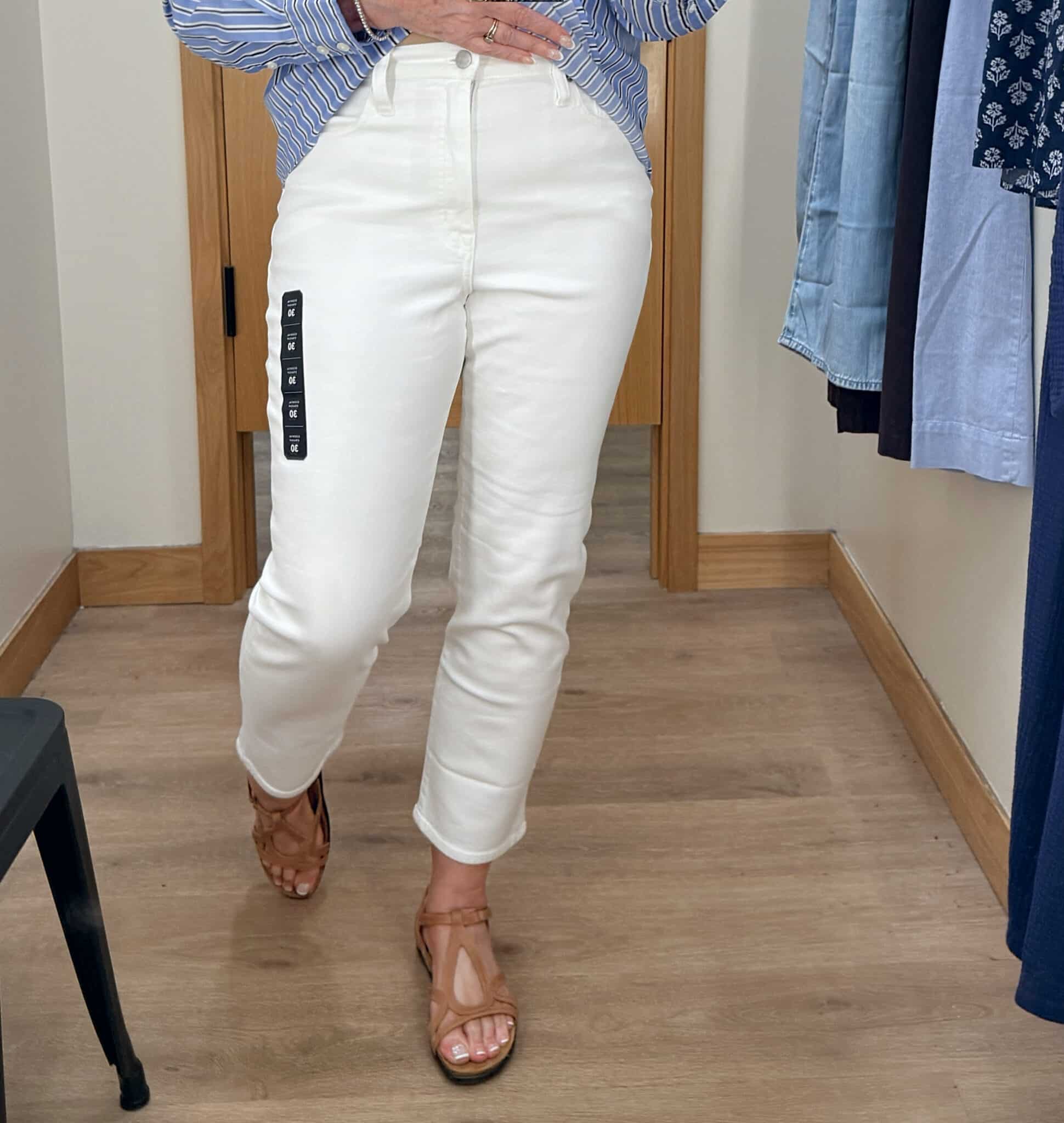 Tania wearing white straight leg jeans from J.Crew Factory