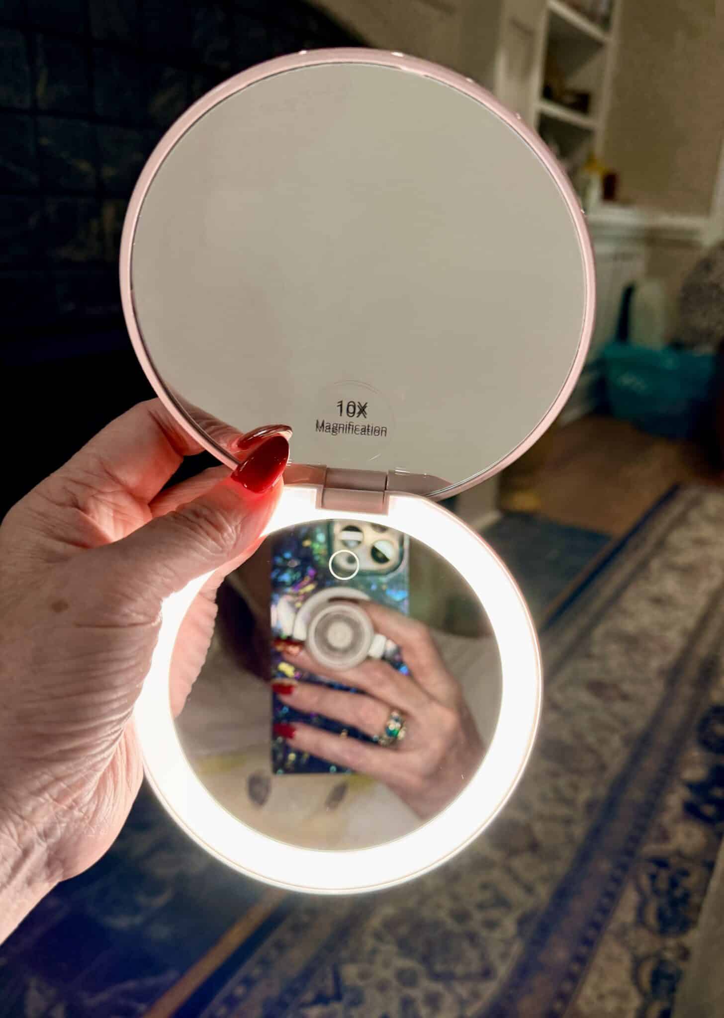 Nikoli Beauty travel lighted makeup up mirror