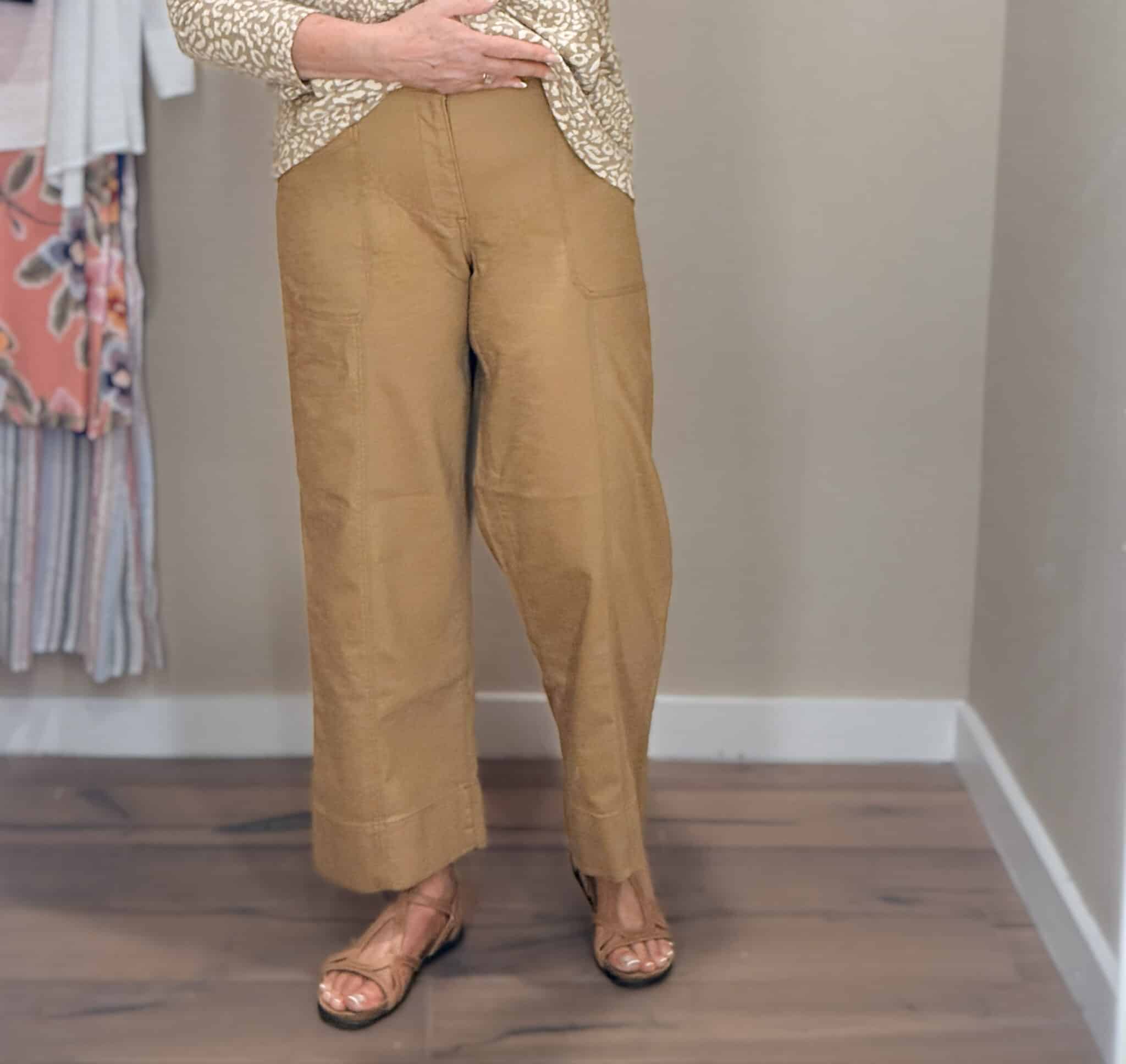 Tania wearing caramel crop pants from Tommy Bahama